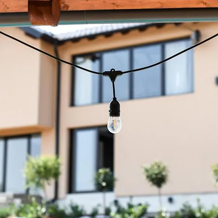 La Casa * וליקה פלאנה