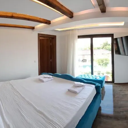 La Casa Velika Plana