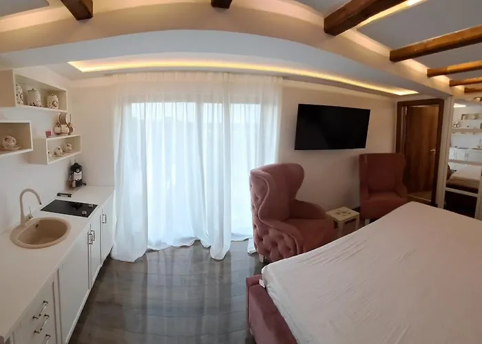 La Casa * Велика-Плана